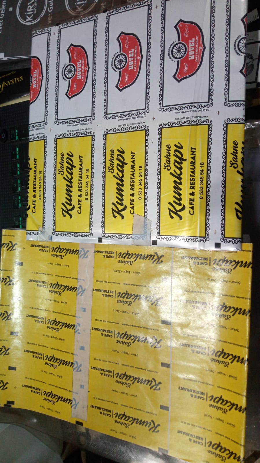 Sahne Kumkapı Cafe & Restaurant - Hovel Cafe